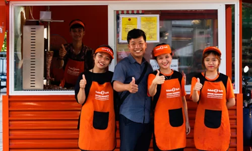 Kỹ sư công nghệ sở hữu hơn 100 tiệm bánh mỳ