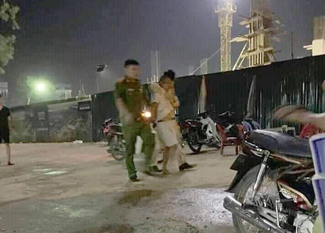 CSGT bị người vi phạm đâm trọng thương khi đang làm nhiệm vụ tại Phú Thọ