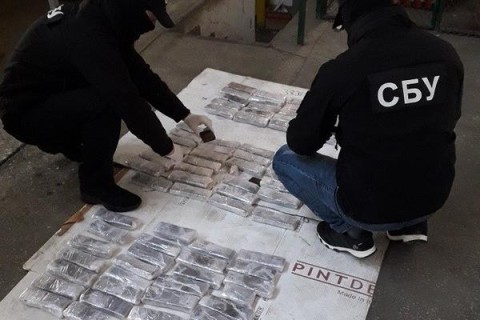 Phía Mỹ không hài lòng đối với việc điều tra các tội phạm về ma tuý tại Ukraine