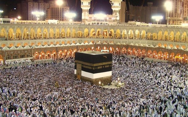 Hơn 2 triệu tín đồ Hồi giáo đổ về Mecca bắt đầu lễ hành hương Haji