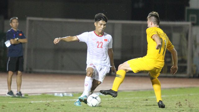 HLV Hoàng Anh Tuấn nói gì sau khi U18 Việt Nam thua đậm Australia?