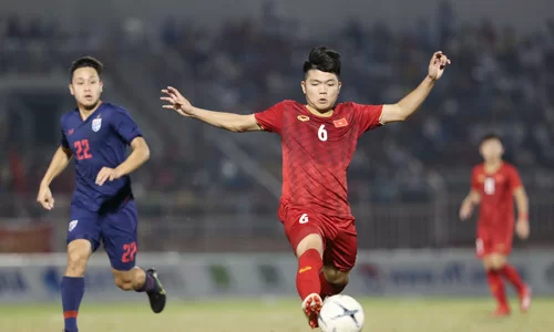 Việt Nam - Campuchia. Vừa đá vừa ngóng Thái Lan.