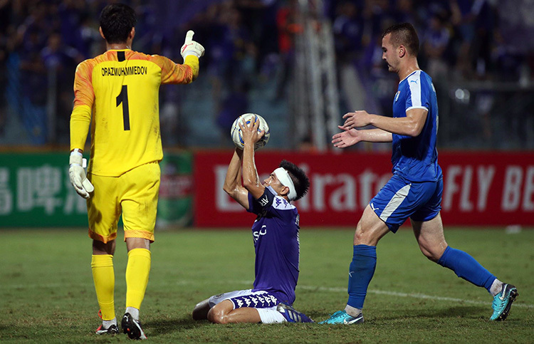 Hà Nội thắng lượt đi bán kết liên khu vực AFC Cup 2019