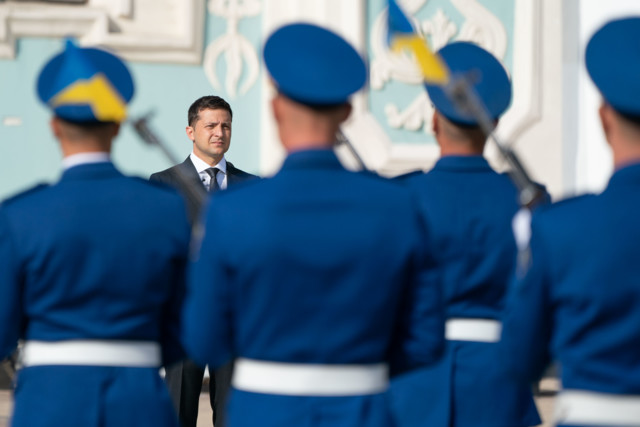 Ngày Quốc kỳ Ukraine: Phóng sự ảnh lễ thượng cờ tại thủ đô Kiev