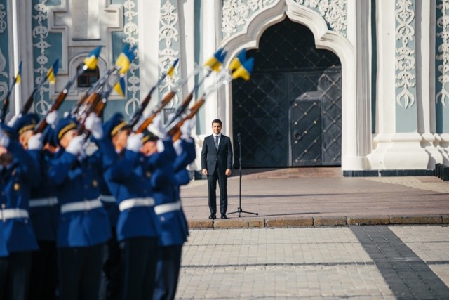 Ngày Quốc kỳ Ukraine: Phóng sự ảnh lễ thượng cờ tại thủ đô Kiev