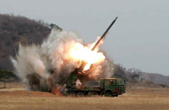KCNA: Triều Tiên thử thành công hệ thống tên lửa đa nòng siêu lớn