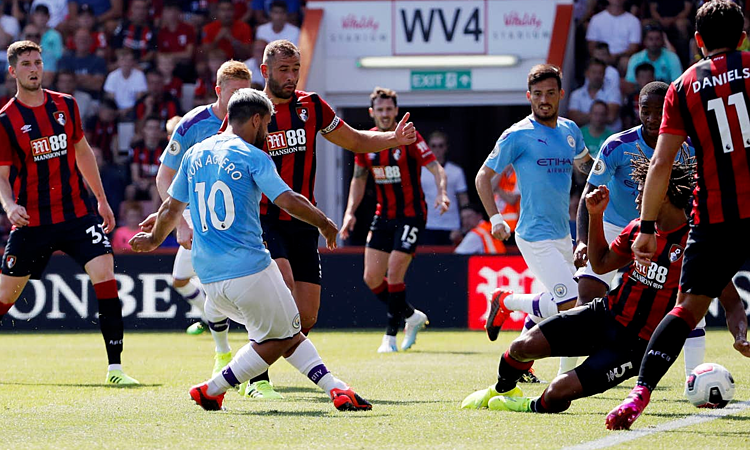 Man City thắng nhờ cú đúp của Aguero