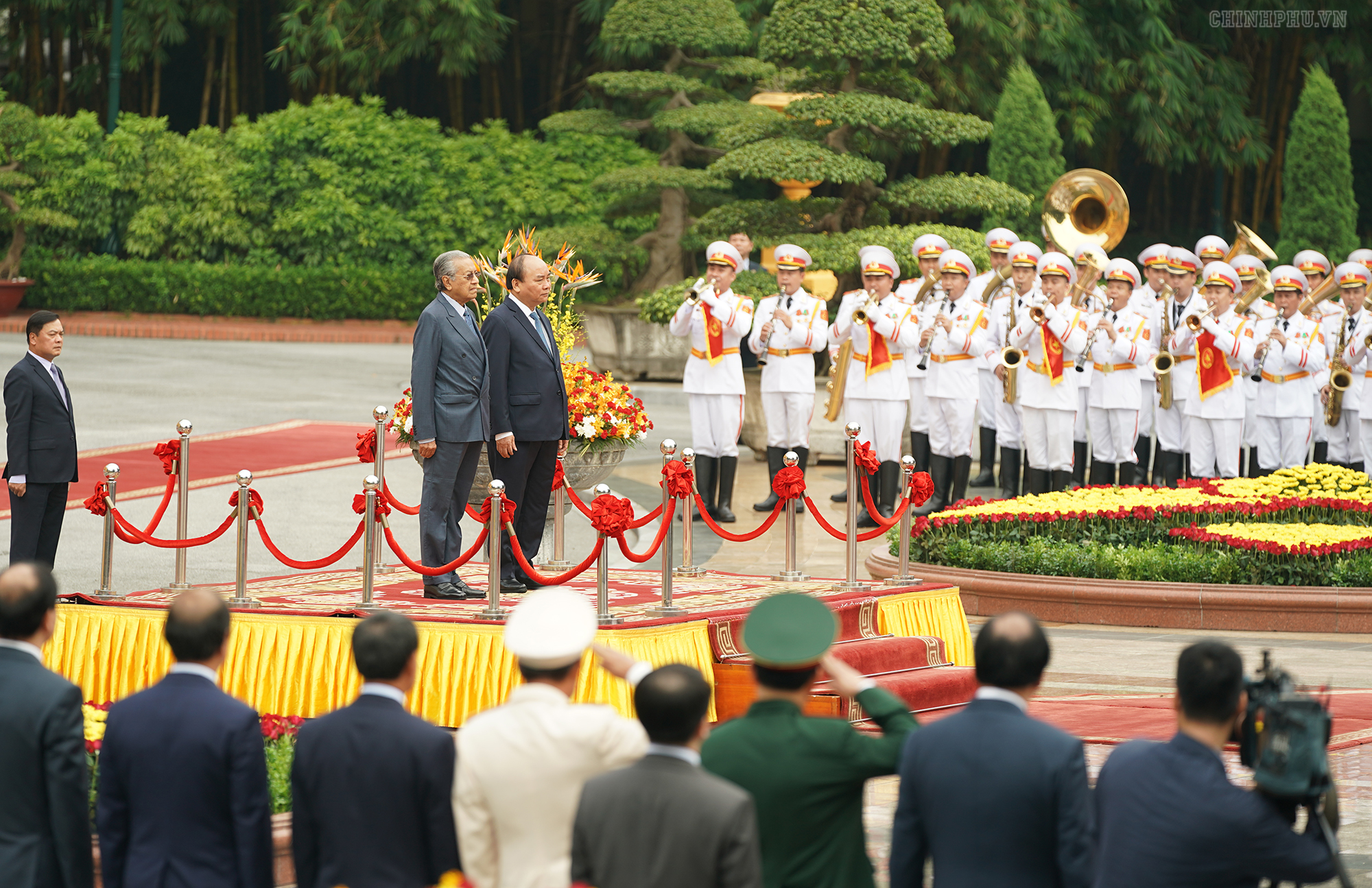 Thủ tướng Nguyễn Xuân Phúc đón, hội đàm với Thủ tướng Malaysia