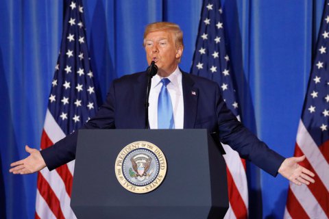 Tổng thống Mỹ Trump yêu cầu xem xét lại chương trình giúp đỡ tài chính cho Ukraine trong lĩnh vực an ninh