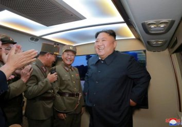 Triều Tiên sửa hiến pháp để củng cố vị trí nguyên thủ của Kim Jong-un