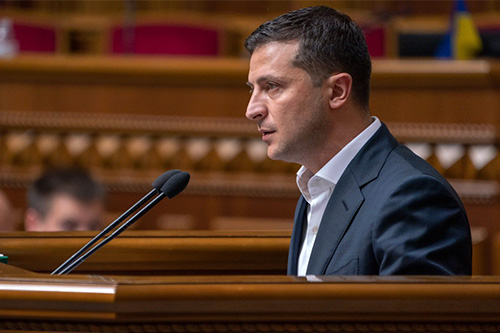 Tổng thống Zelensky cho các đại biểu Quốc hội một năm “thử việc”