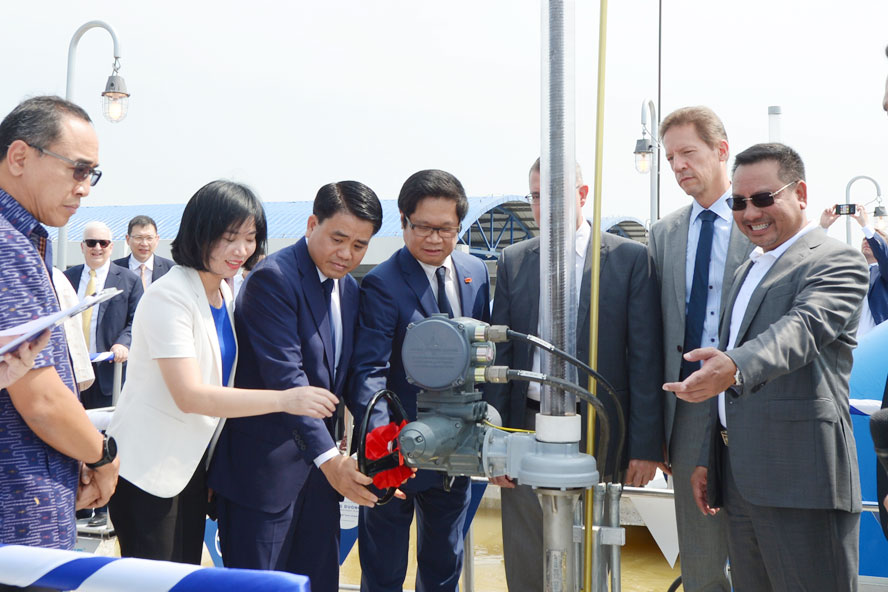 Khánh thành Nhà máy nước mặt Sông Đuống giai đoạn 1