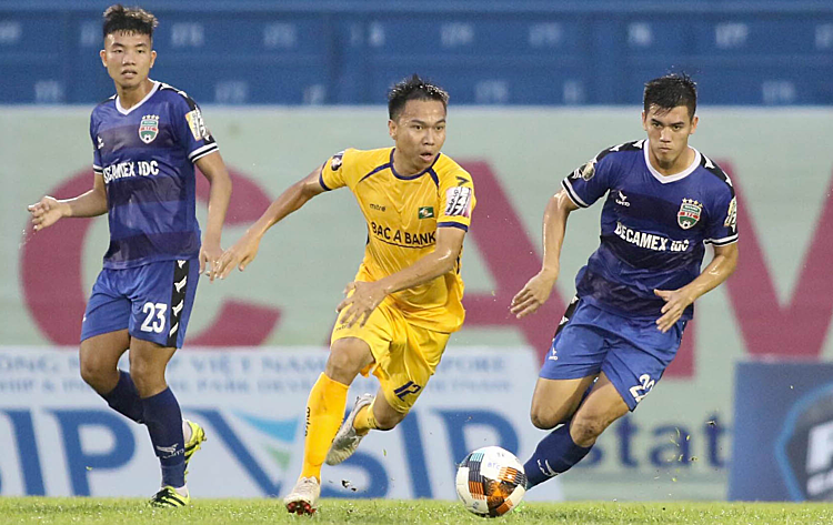 SLNA thắng đậm Bình Dương