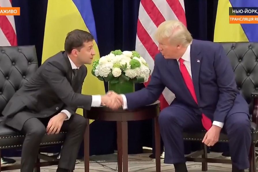 Tổng thống Zelenski coi Tổng thống Mỹ Trump là người thày vĩ đại của mình