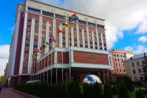 2/3 người dân Ukraine không thể đánh giá “Công thức Stainmaier"