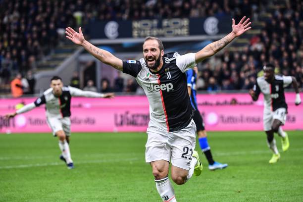 Đánh sập pháo đài Giuseppe Meazza, Juventus trở lại ngôi đầu