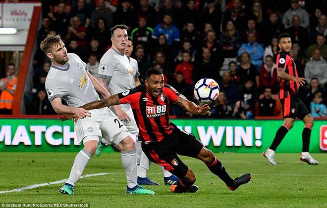 Ngoại hạng Anh vòng 11: MU, Man City "dễ thở"