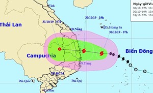 Bão giật cấp 11-12 tiến vào Quảng Ngãi-Khánh Hòa; mưa lớn tới 600mm