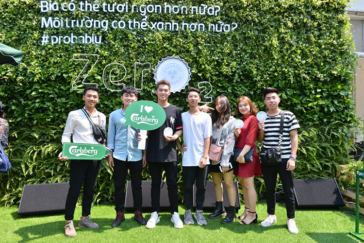 "Bến xe buýt xanh" là ý tưởng mới nhất của thương hiệu bia đến từ Đan Mạch Carlsberg