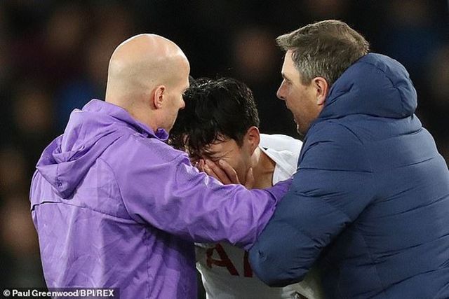 Bản lĩnh Son Heung Min và tượng đài mới của châu Á