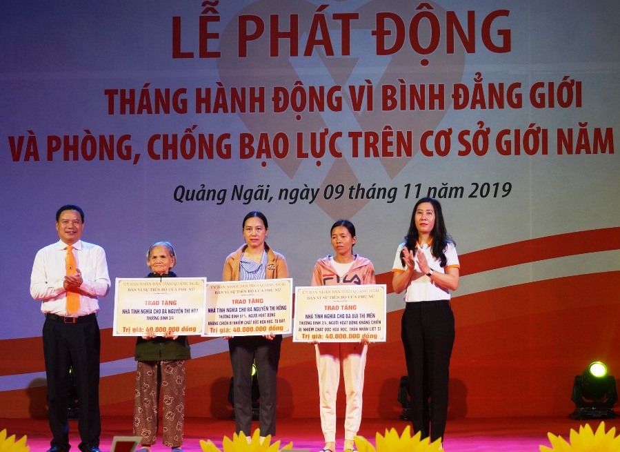 ‘Chấm dứt bạo lực đối với phụ nữ, trẻ em’