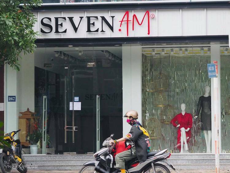Chuỗi SEVEN.AM đóng cửa vì 'nghi vấn bóc tem Trung Quốc'