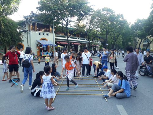 Ngày hội “Lan tỏa yêu thương”: “Hãy để trẻ em được lớn lên trong tình yêu thương”