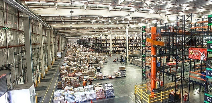 Cuộc đua cung cấp dịch vụ hậu cần cho thương mại điện tử
