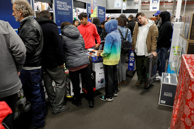 Black Friday bắt đầu trên toàn thế giới