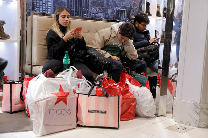Black Friday bắt đầu trên toàn thế giới