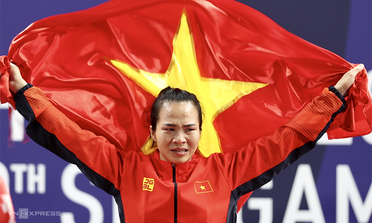 Cử tạ giúp Việt Nam có HC vàng thứ ba tại SEA Games 30