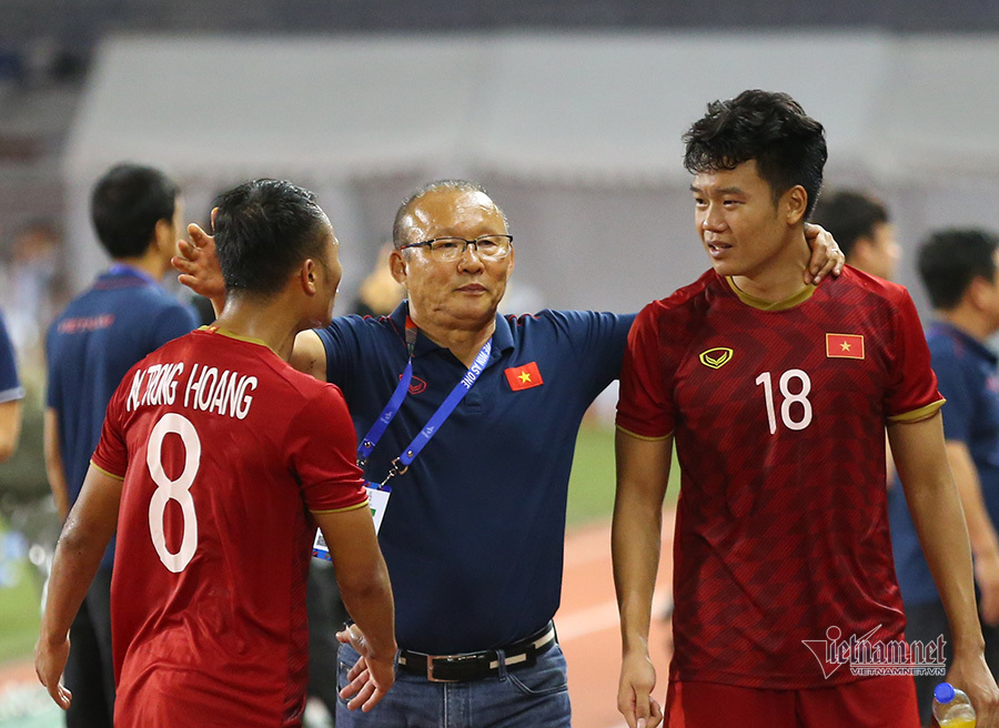 Hiệp hai thăng hoa giúp Việt Nam thắng ngược Indonesia