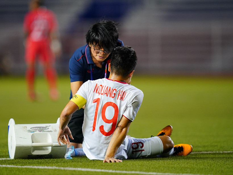 Đánh bại Singapore, U22 Việt Nam đặt 1 chân vào bán kết
