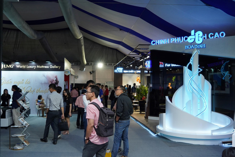 Novaland Expo 2019 thu hút hàng nghìn khách trong ngày khai mạc