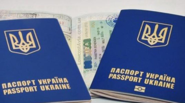 Nga: Cấm người Ukraine nhập cảnh vào Nga bằng hộ chiếu trong nước