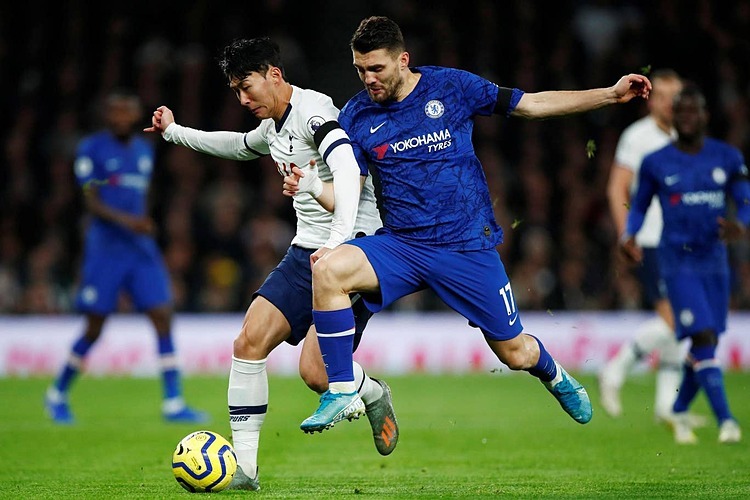 Chelsea thắng trên sân Tottenham