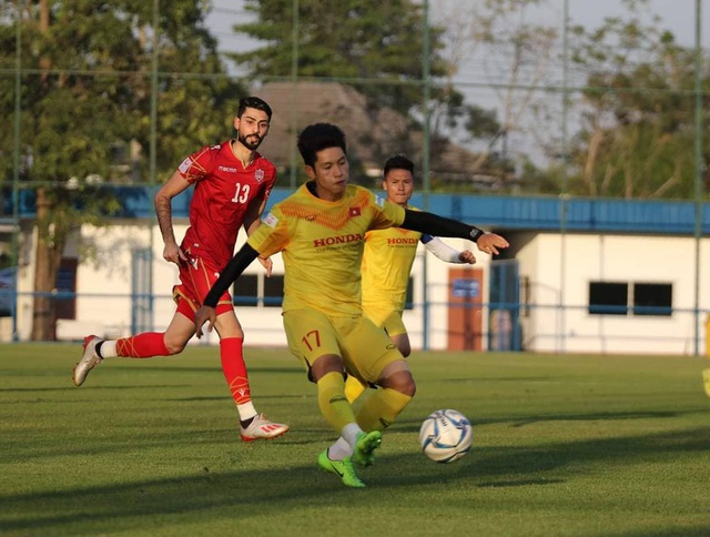 Đình Trọng bất ngờ đá chính, U23 Việt Nam thua U23 Bahrain