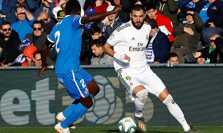 Real lên đỉnh La Liga