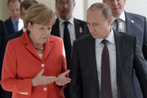Ngày 11/1 Thủ tướng Đức Merkel tới thăm Moscow theo lời mời của Putin