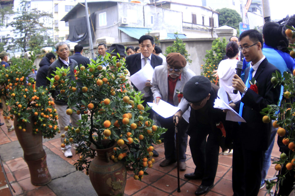 Đặc sản Hà thành thỏi vàng trên cây, 'hàng độc' để ngắm không ăn
