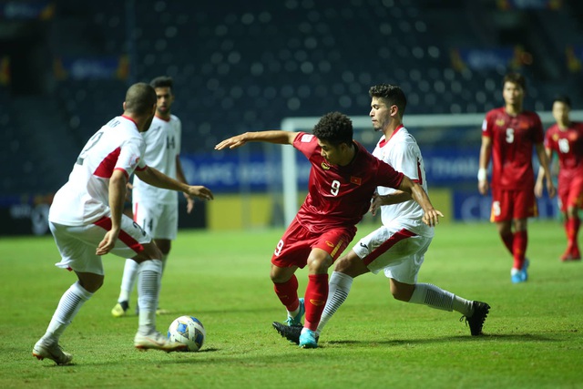 “Các quân bài chủ chốt của U23 Việt Nam đều bị đối phương khoá chặt!”
