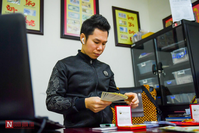 Độc đáo “tiền Canh Tý” được người dân săn lùng