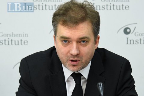 Bộ trưởng quốc phòng Ukraine: Rút toàn bộ lực lượng suốt dọc đường tiếp xúc tại Donbass sẽ dẫn đến đóng băng khủng hoảng