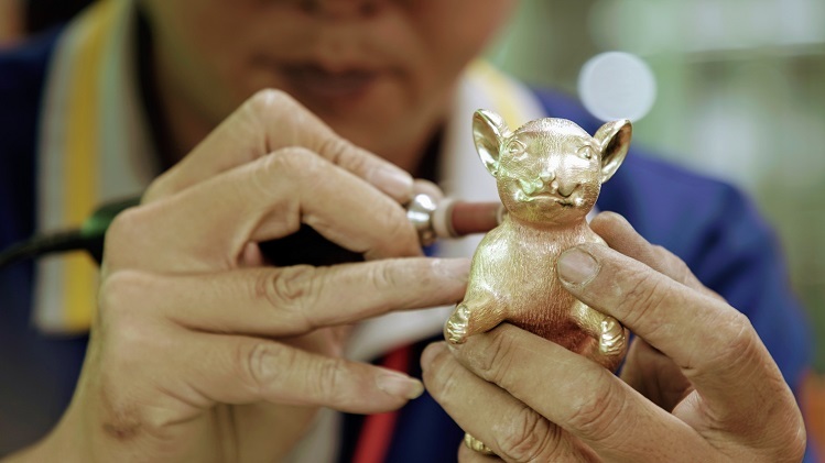 PNJ tung chuột vàng tài lộc ngày Thần Tài