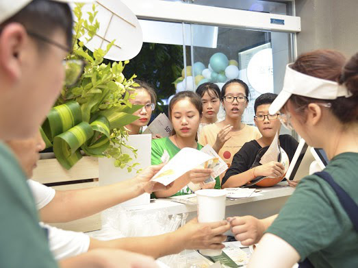 Thưởng thức hương vị trà sữa nướng ngay tại Việt Nam