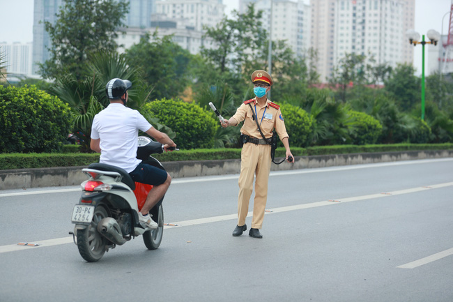 Phạt hơn 20 tỷ đồng trong 3 ngày tổng kiểm soát phương tiện toàn quốc