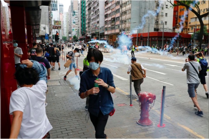 Người Hong Kong biểu tình rầm rộ, phản đối dự luật an ninh