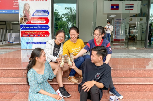 Cơn sốt mang tên “Trà sữa đóng lon Mr.Brown”
