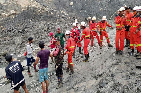 Vụ sạt lở mỏ ngọc ở Myanmar: "Chỉ sau một phút, tất cả những người trên đồi đã biến mất"