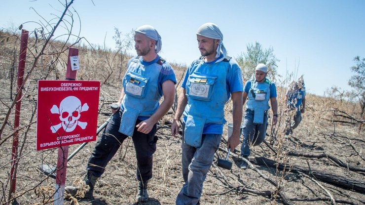 Chính phủ Đức chi 2 triệu € giúp đỡ tháo gỡ mìn tại Donbass